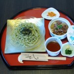 茶そば&ミニ牛丼 (1,300円)